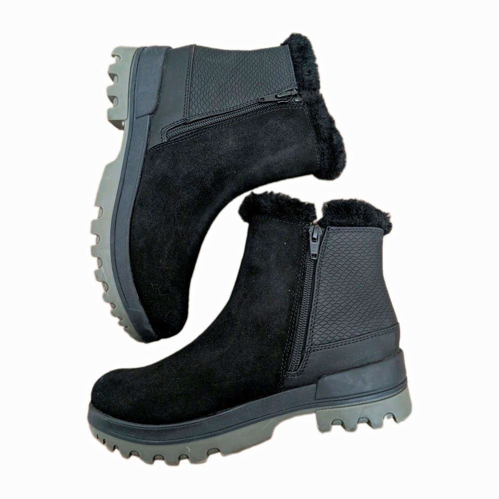 Baretraps Women's Size 6.5 Black Faux Fur Ankle Boots Side Zip Lug Sole Wedge